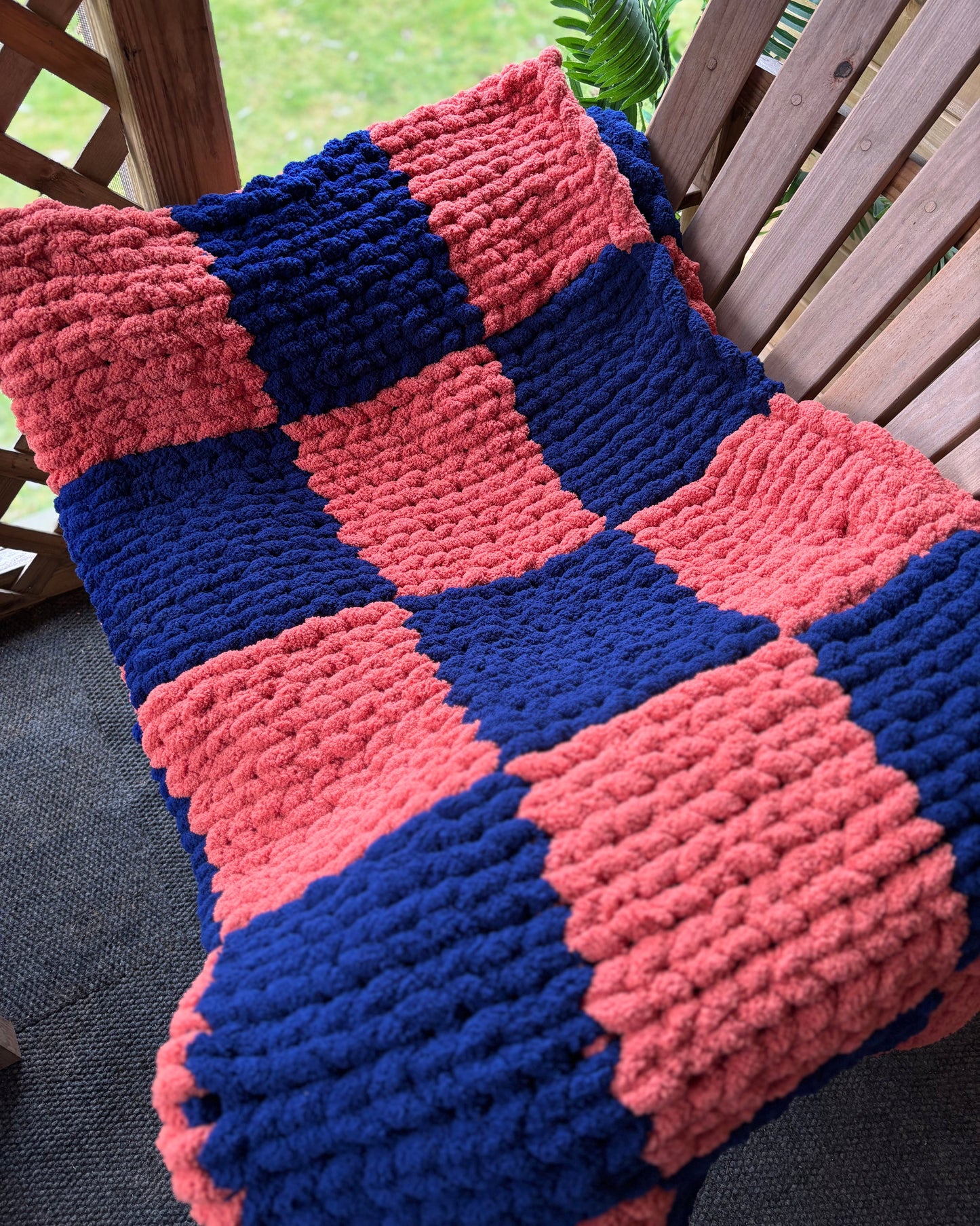 Checkered Chunky-Knit Blanket