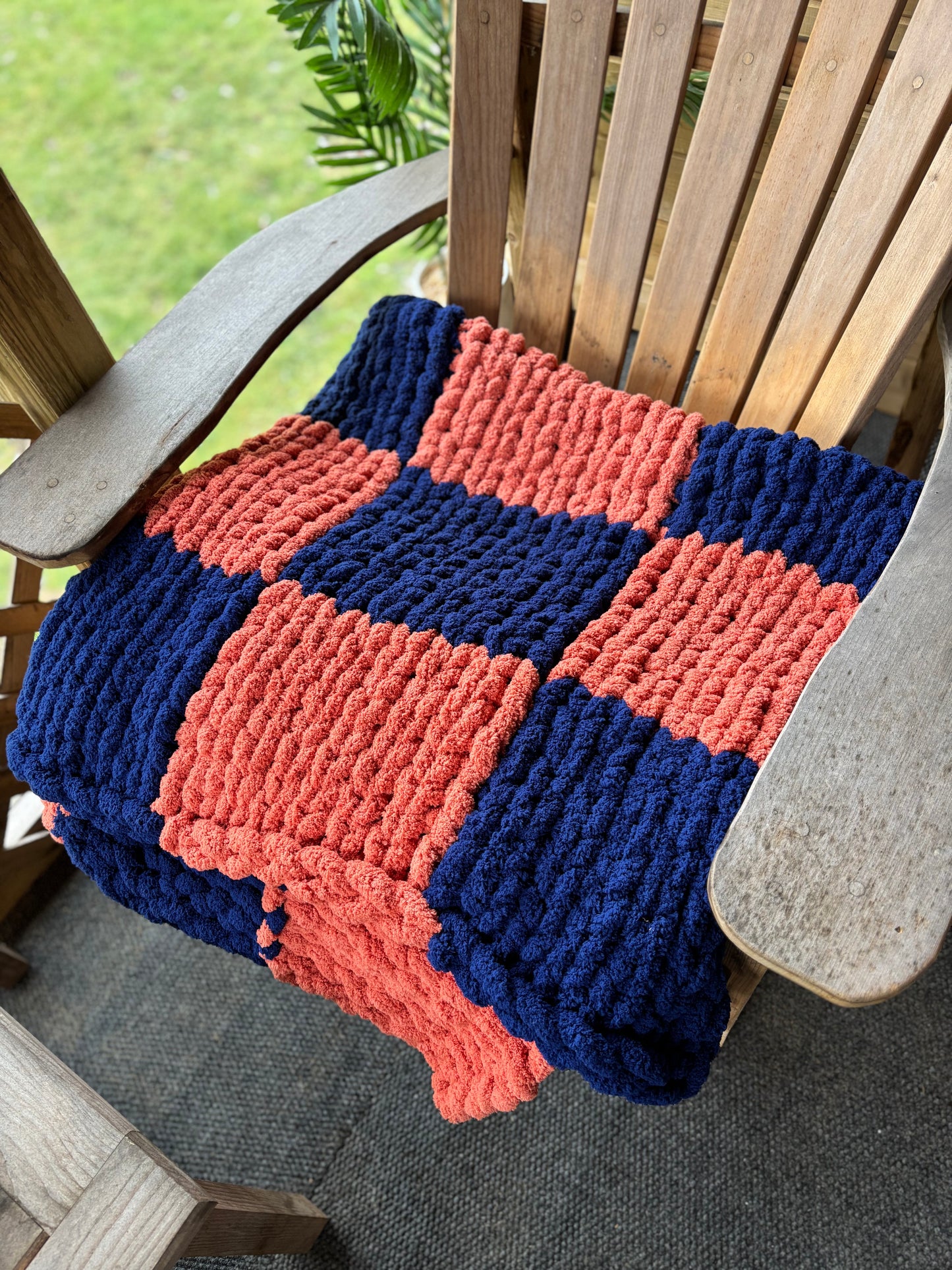 Checkered Chunky-Knit Blanket