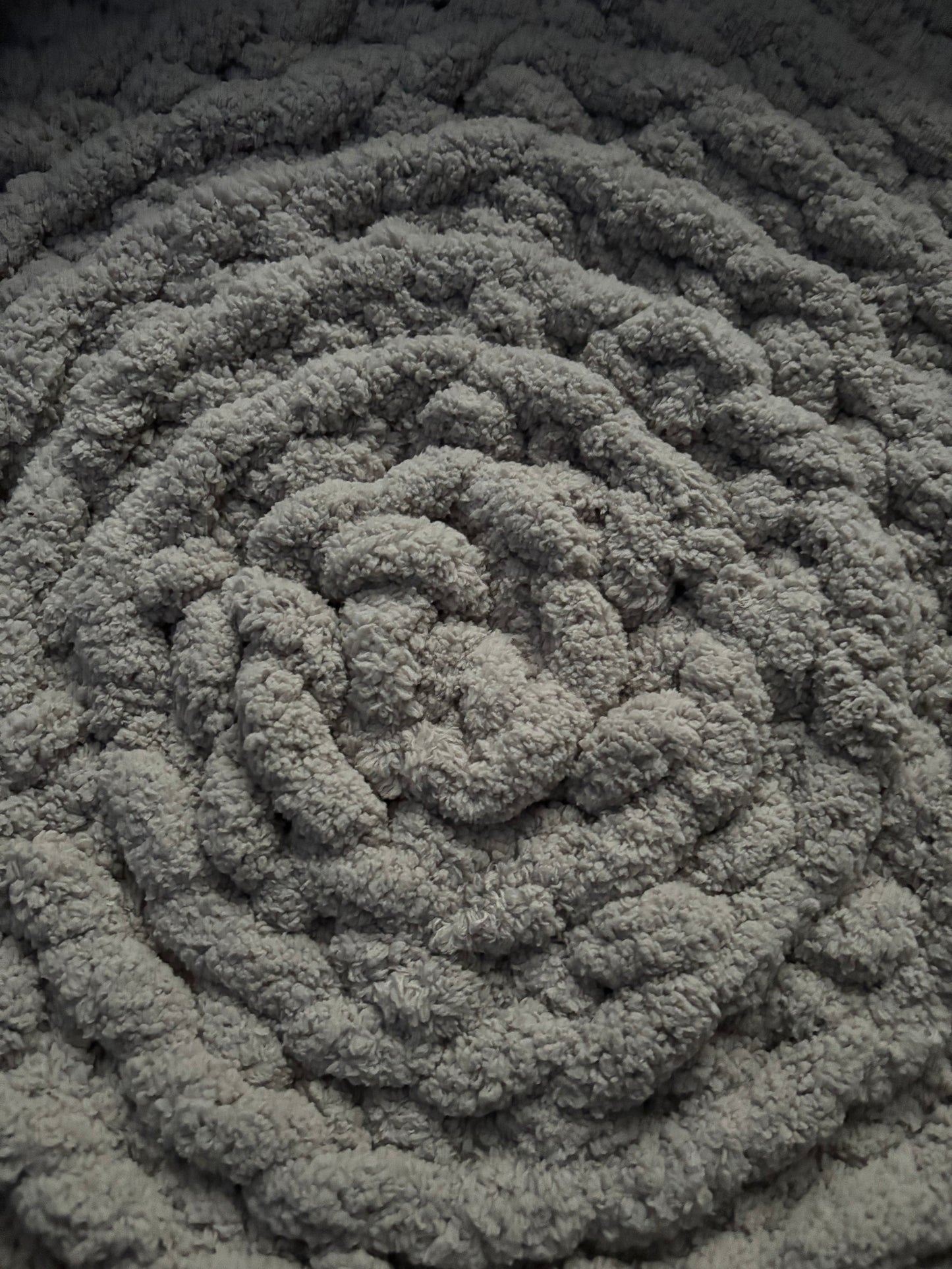 Chunky-Knit Pet Bed