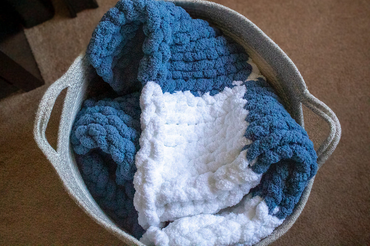 Checkered Chunky-Knit Blanket