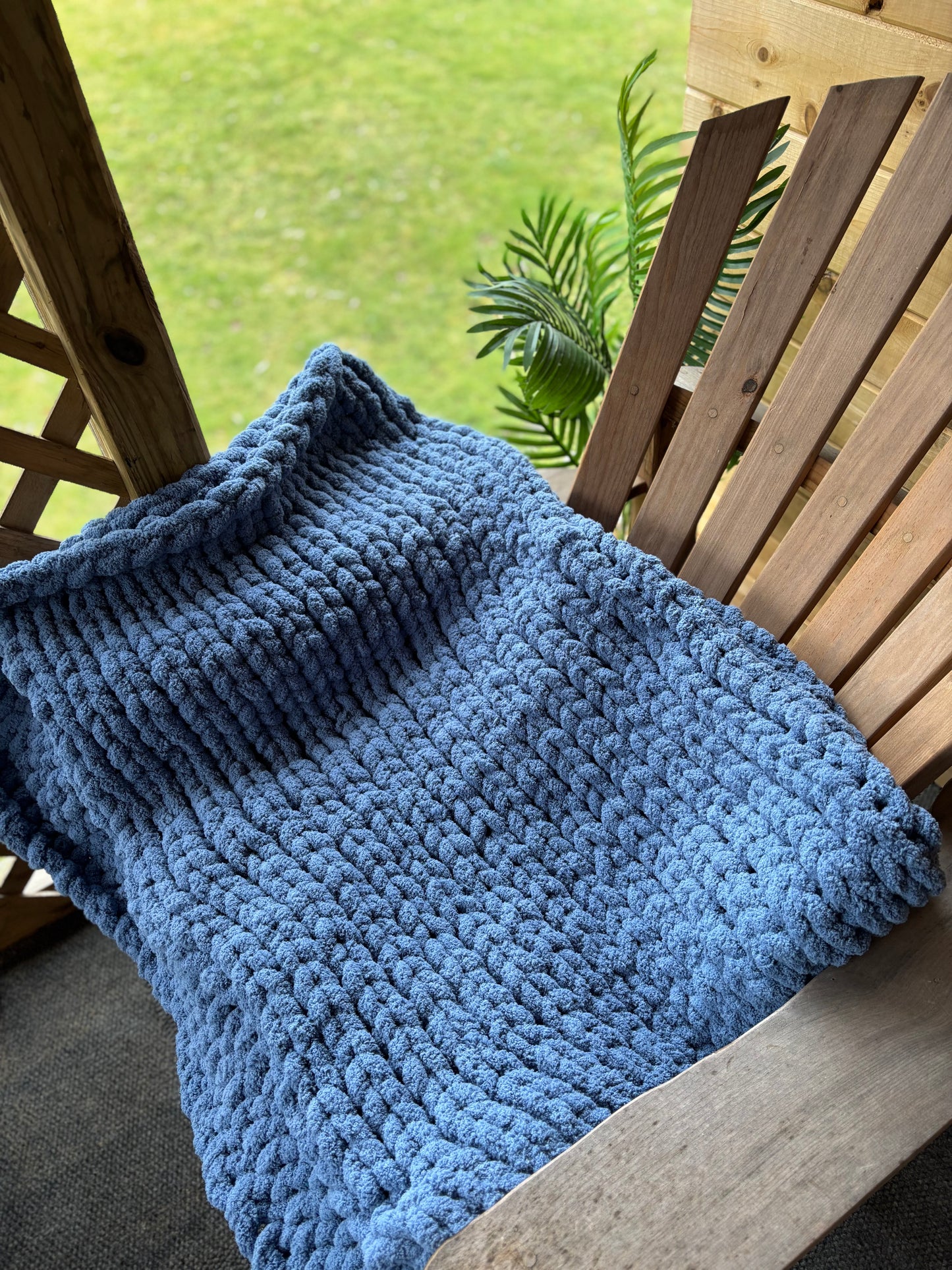 Solid Chunky-Knit Blanket