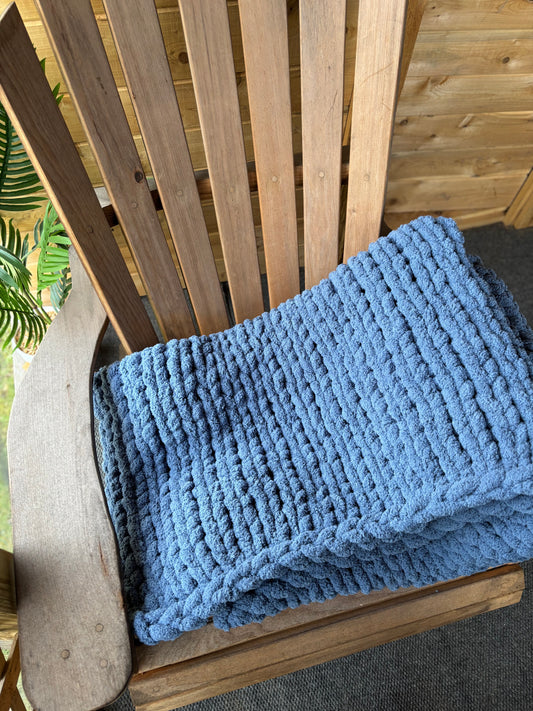 Solid Chunky-Knit Blanket