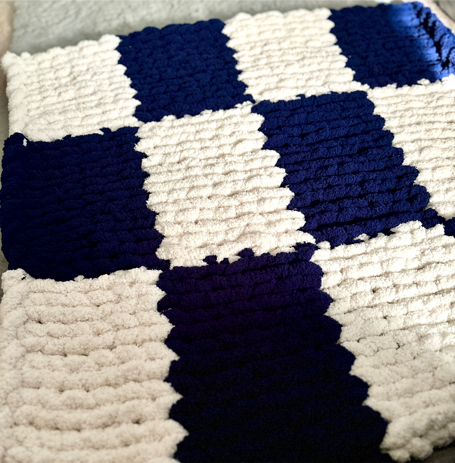 Checkered Chunky-Knit Blanket