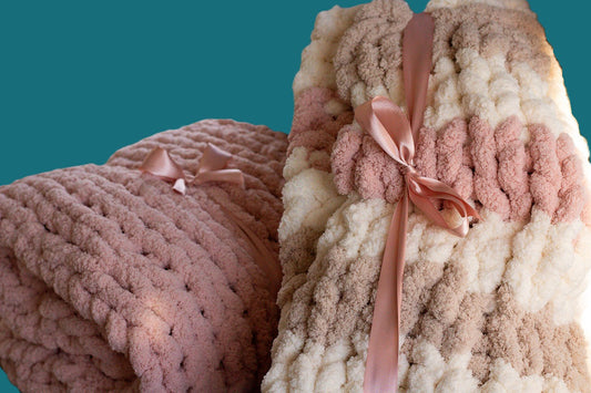 Thin Striped Chunky-Knit Blanket